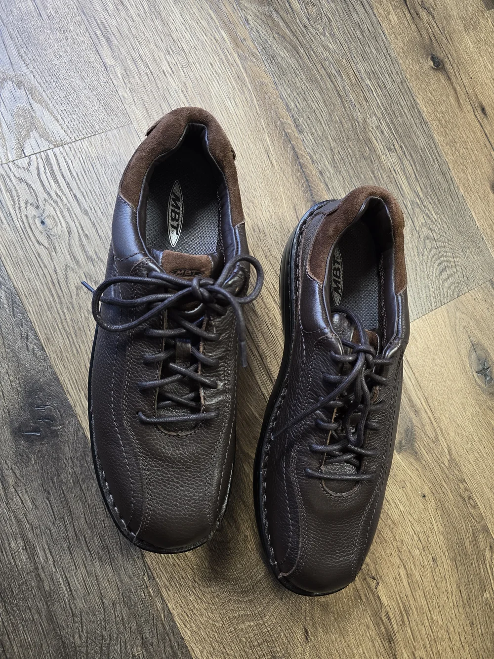 MBT Men's Leather Lace-Up Ajabu Oxford Rocker-Bottom Walking Shoes in Dark Brown